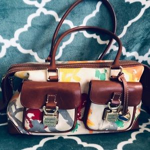 Dooney & Bourke bag 💕